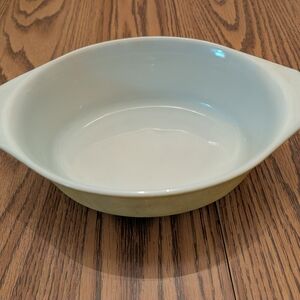 Pyrex 1 1/2 QT Ovenware Casserole Dish White Green Oval Vintage Glass USA